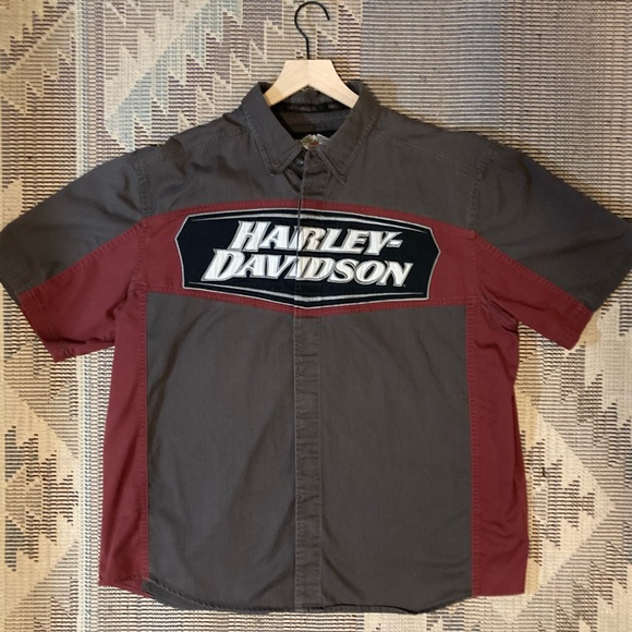Harley-Davidson Other - Harley Davidson Embroidered Short Sleeve Button Up